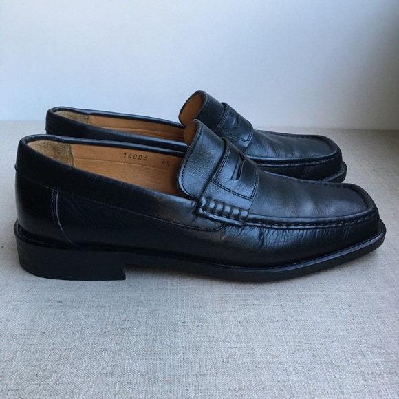 Bruno Magli US 7.5 Black Leather Classic Loafers - Picture 1 of 10